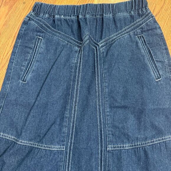 Ebossy Denim Maxi Skirt with Raw Hem - Picture 2 of 7